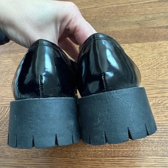 GUESS Hillford‎ Black Lug Sole Chunky Platform Loafers Preppy Patent Chain Y2K 7 - Picture 5 of 10